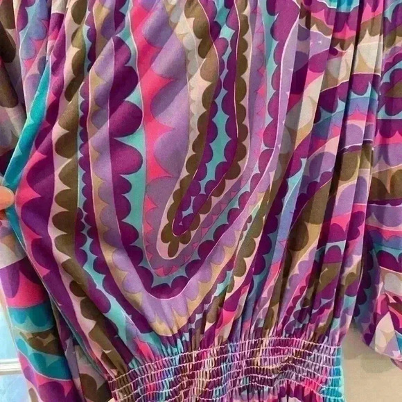 Trina Turk Los Angeles Medium Blouse Elastic detail at waist - Picture 4 of 9